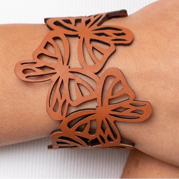Jewelry - BUTTERFLY Leather Bracelet